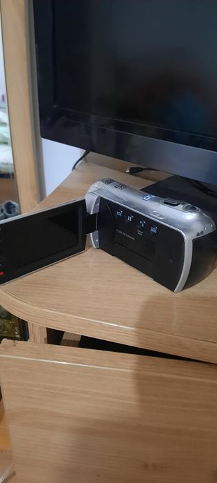 Продам видеокамеру.