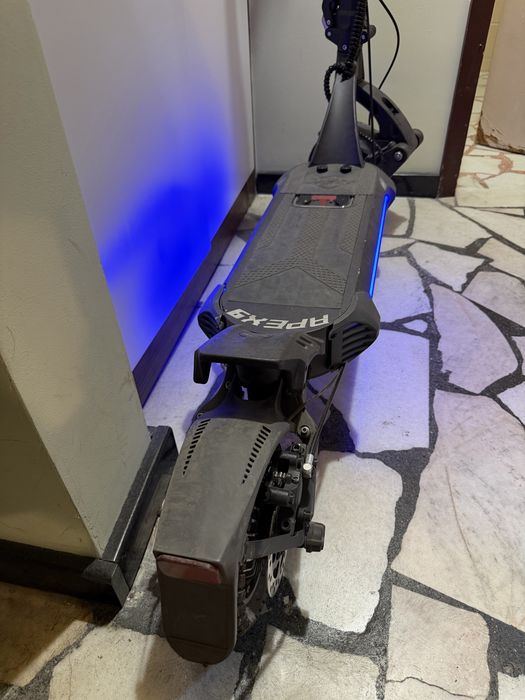 Vsett 9 Apex 2025