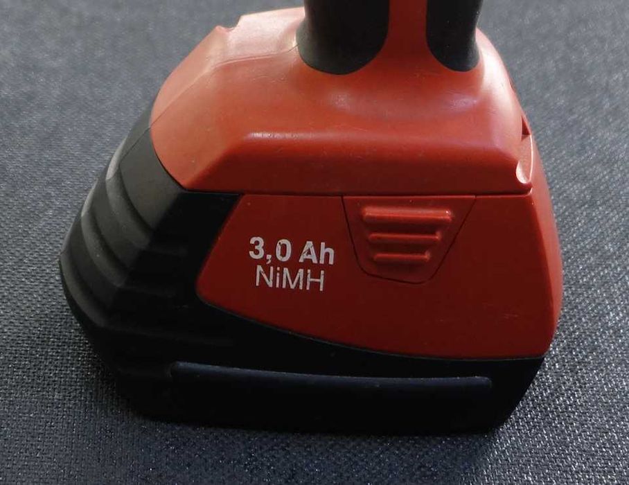 Винтоверт 2батерии зарядно куфар