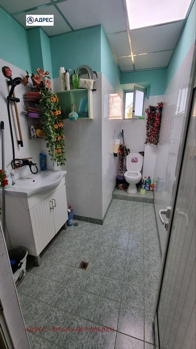 Продава се Тристаен апартамент в Плевен, Сторгозия - 75 кв.м за 934 €/кв.м - Снимка #6