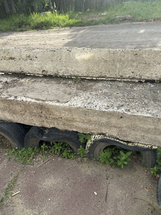 Плиты полнотелые , для мостика .