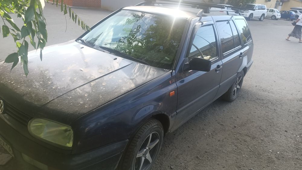 Продам гольф 3 1.8