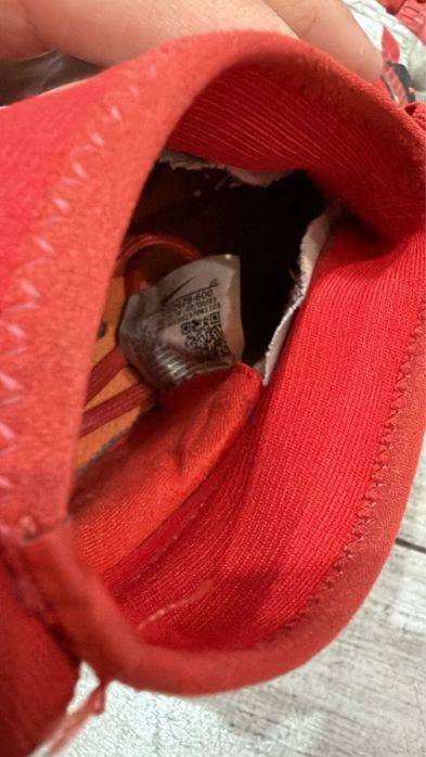 Обувь качественная!!