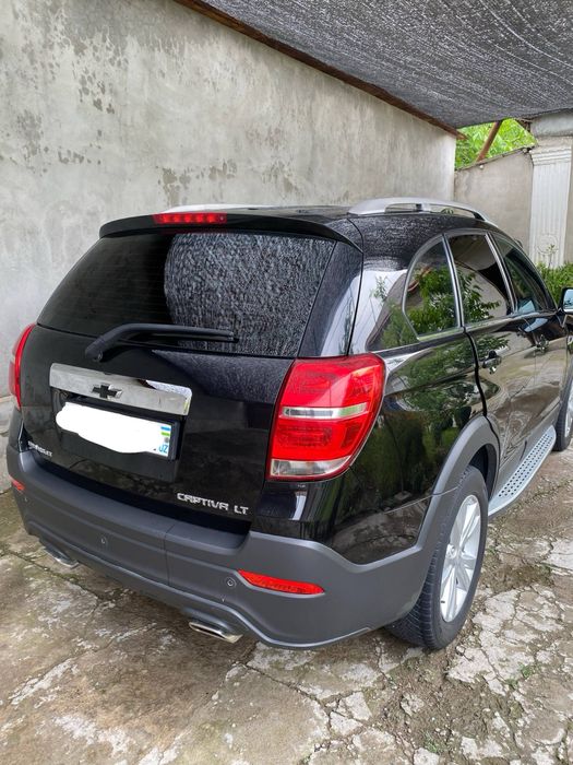 Captiva 4 Black.