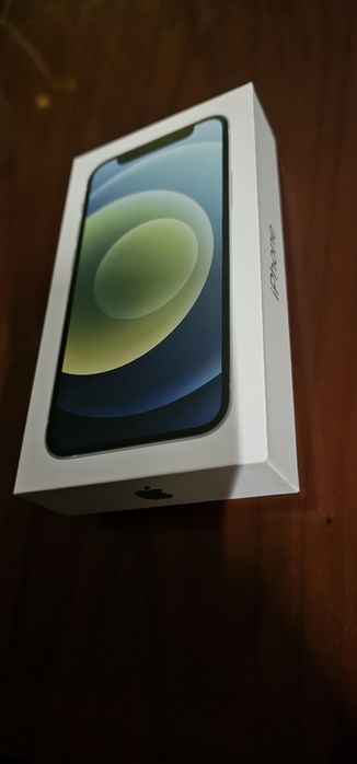 Vand telefon IPhone 12 mini