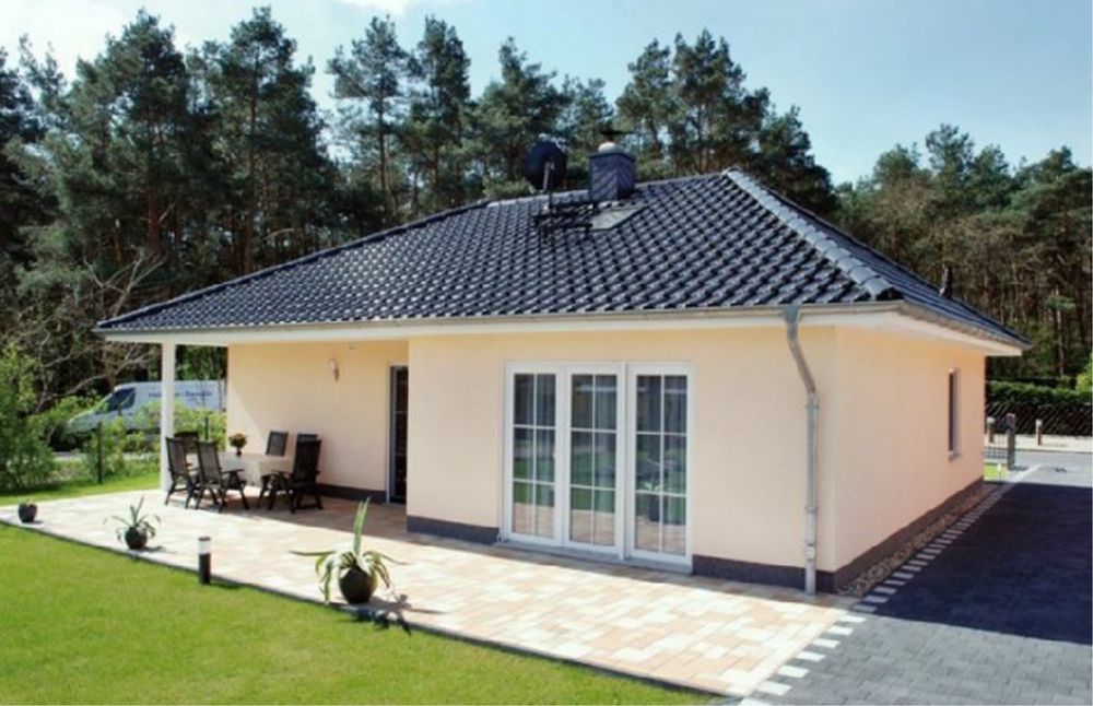 Vindem si realizam case pe structura metalica la cheie