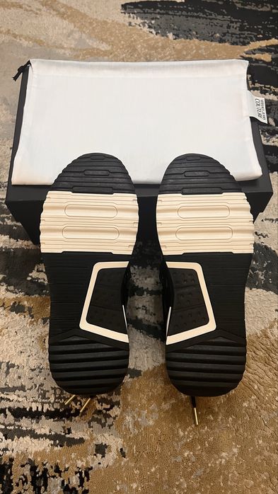 Adidași Versace Jeans Couture