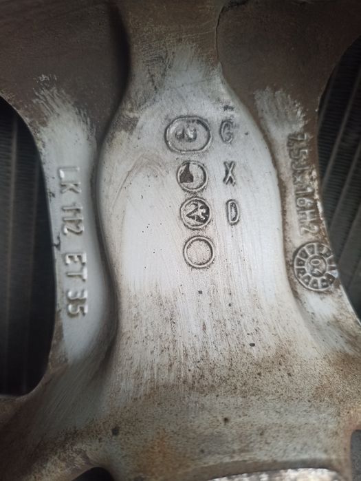 Продам диски r16 et35