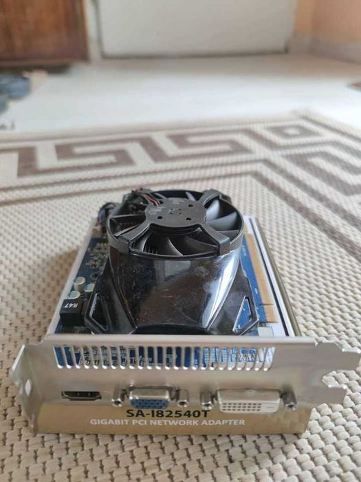 видео карта Sapphire HD 6670 2 GB DDR3