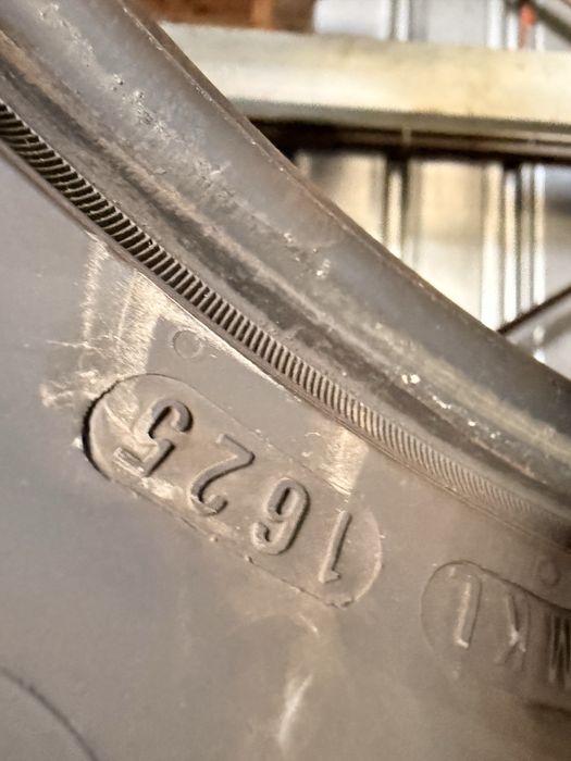 4 бр Гуми 235/65R17 NEXEN
