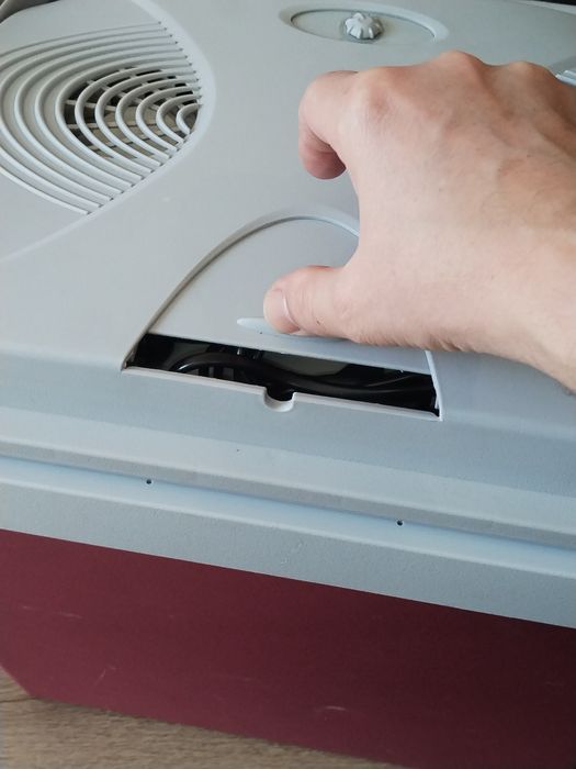 Ел.  хладилна чанта MOBICOOL 25 литра 12 и 220 волта