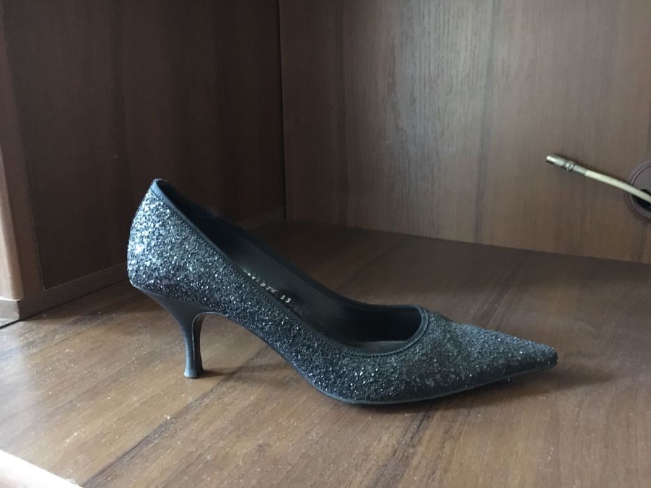 я Продаю туфли б/у 39 размер за 10000