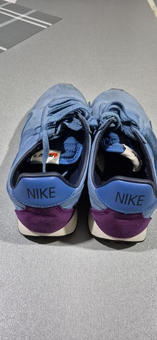 Маратонки Nike 5 чифта