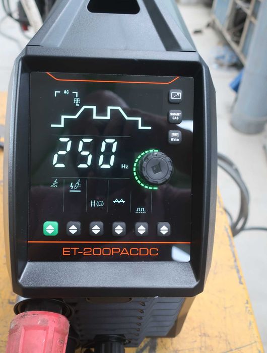 Заваръчен апарат, заваряване на алуминий, ACDC, Jasic TIG 200P AC/DC