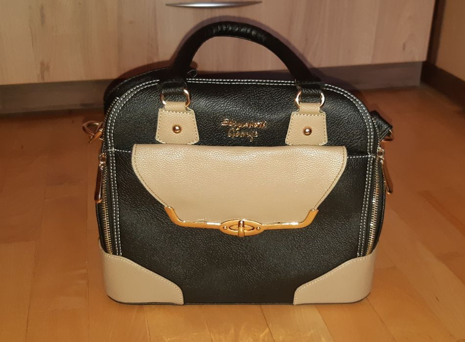 Стилна дамска чанта