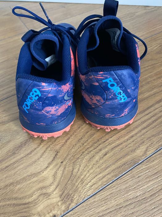 Детски обувки за футбол Nike, размер 36.5