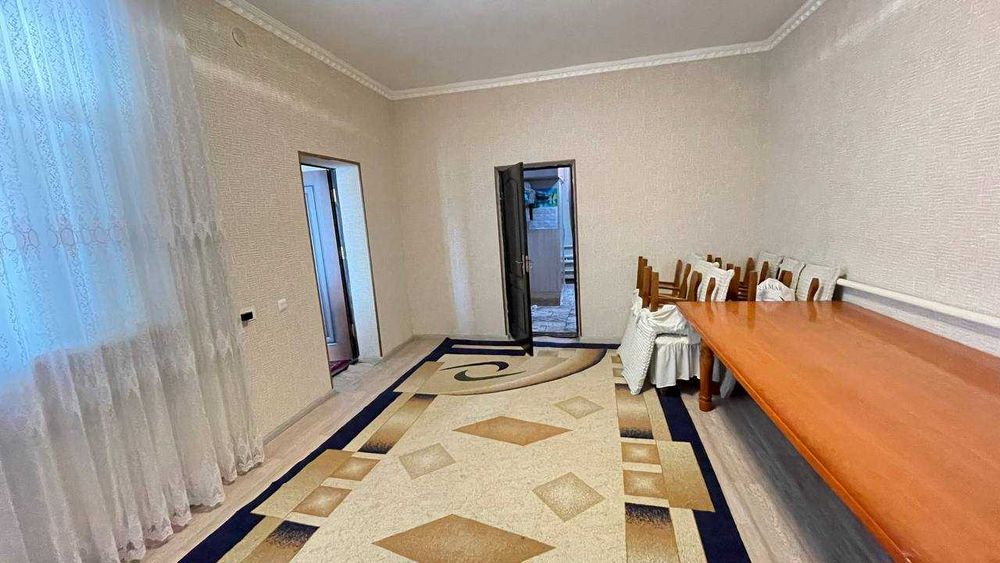 Продается участок 2,4 сотки, 5 комнат на Бектемире ориентир РОВД