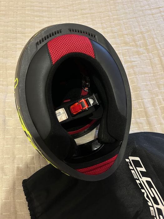 Мотор каска нова