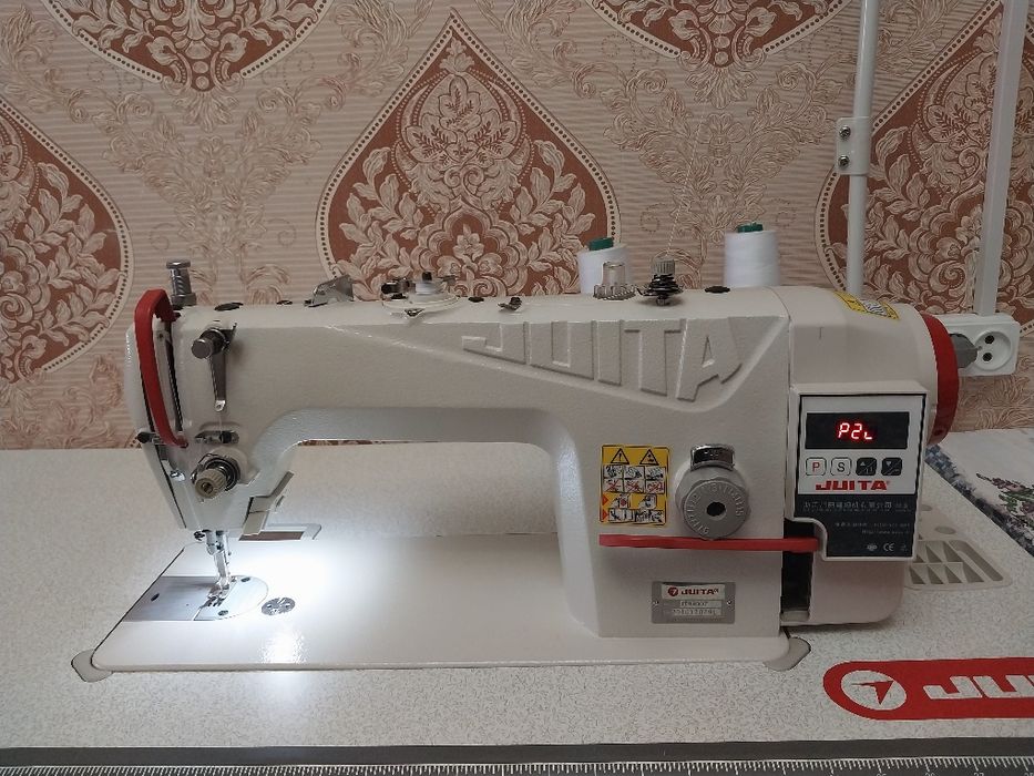 Продаётся швейная машинка модель JUITA. В отличном состоянии. 
JUITA т