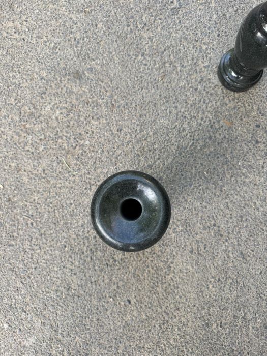 Ритуальные вазы из камня.