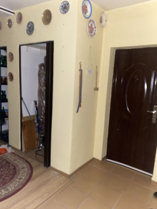 Ap 2 camere in Floresti