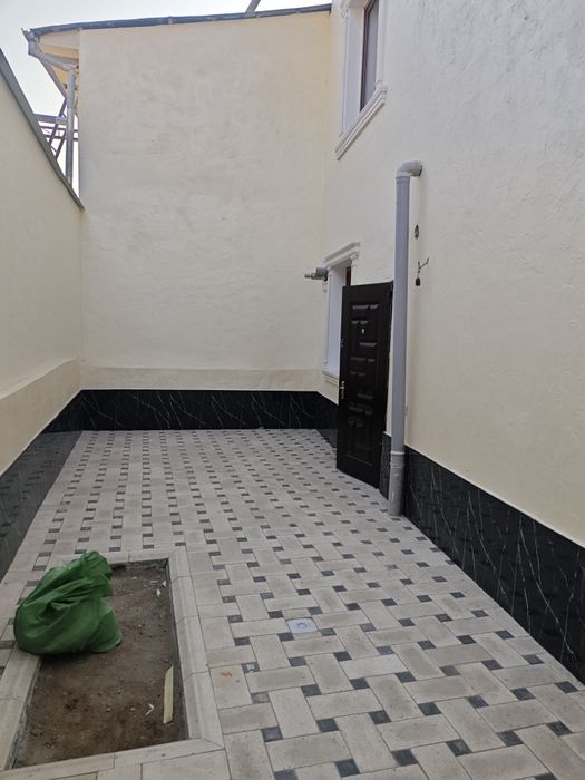 Уч Кахрамон постдан 5км кирганда  ески шоро бозор  махалла