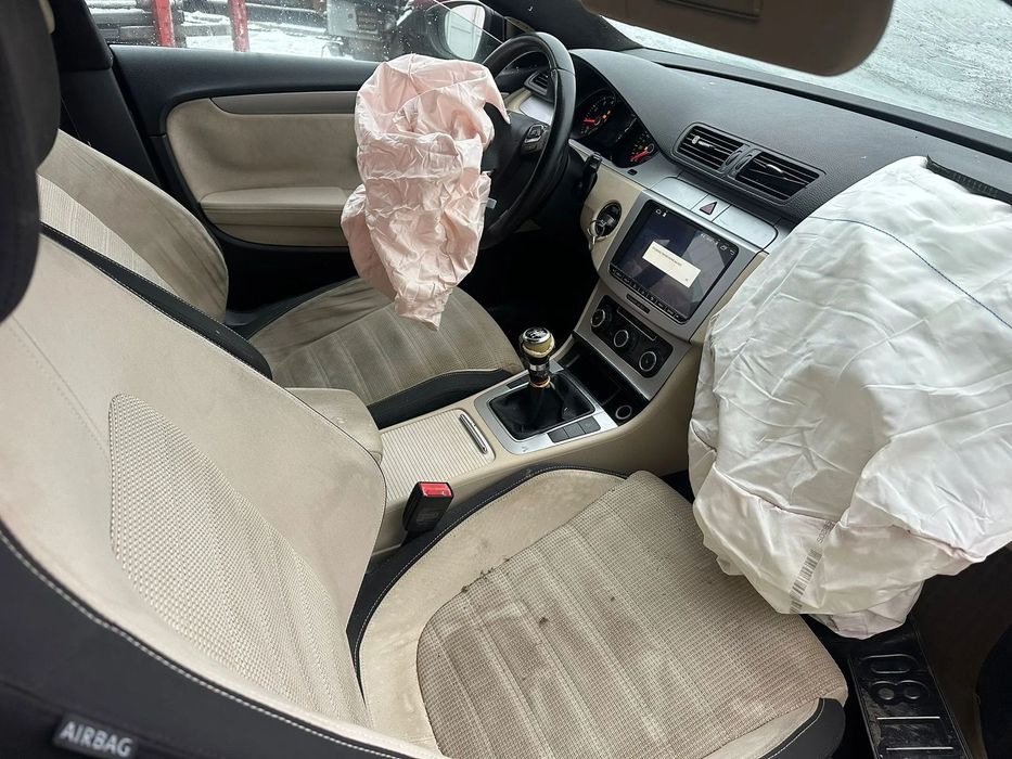 Dezmembrari VW Passat CC 1.8TSI / BZB