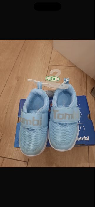 Обувь детская новая