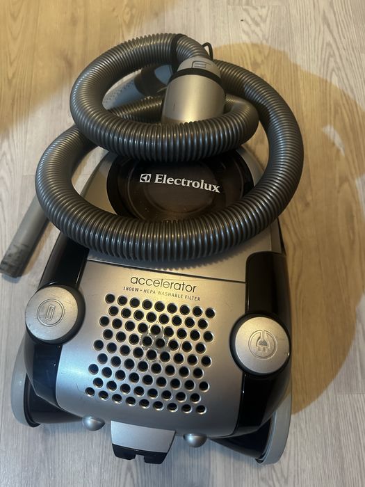 Продам пылесос Electrolux