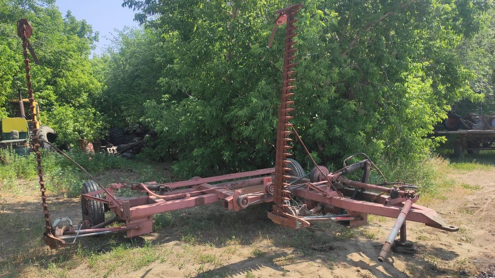 Продам косилку 2х бруска