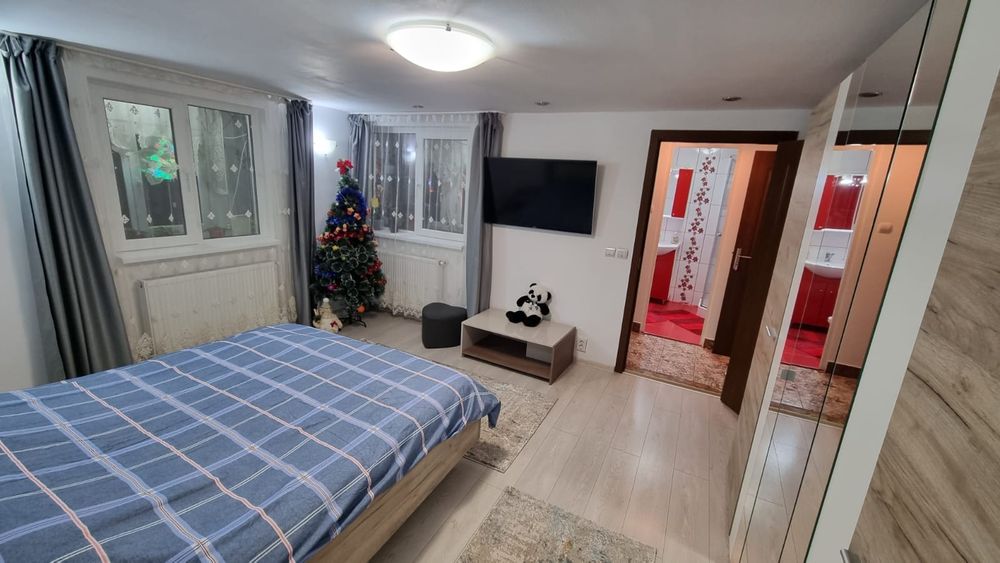 Inchiriez Vila Revelion  Busteni Sinaia