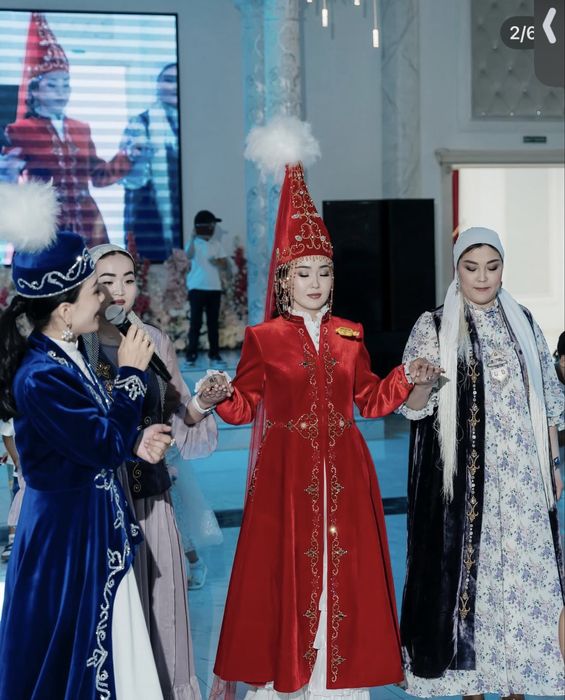 Ұзату образ Медина Сактаганова