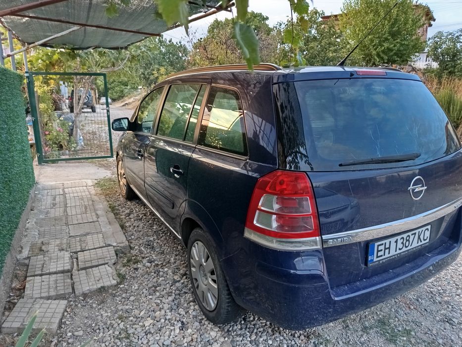Опел Зафира Б Opel Zafira B