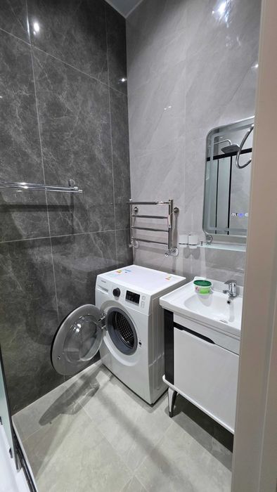 Своя 2-комн. 56м² возле IT Park. Абсолютно новая.