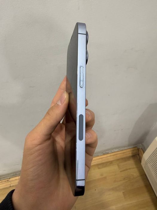 Iphone 13 pro rangi blue