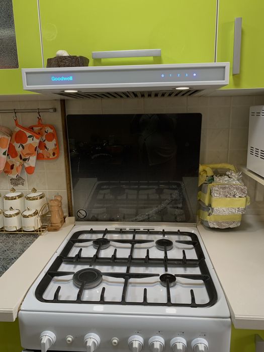 Газ плита Indesit в отличном состоянии