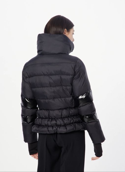 Яке Armani Exchange