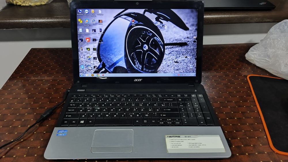 Acer E1-571 ноутбук