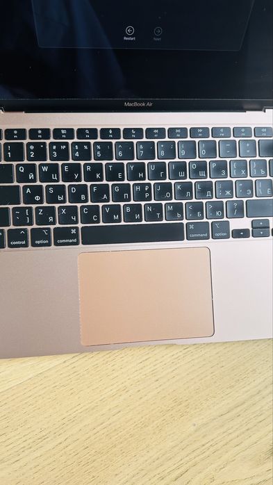 Apple MacBook Air M1 (13-inch, 2020) – Rose Gold | Stare bună | Cutie originală