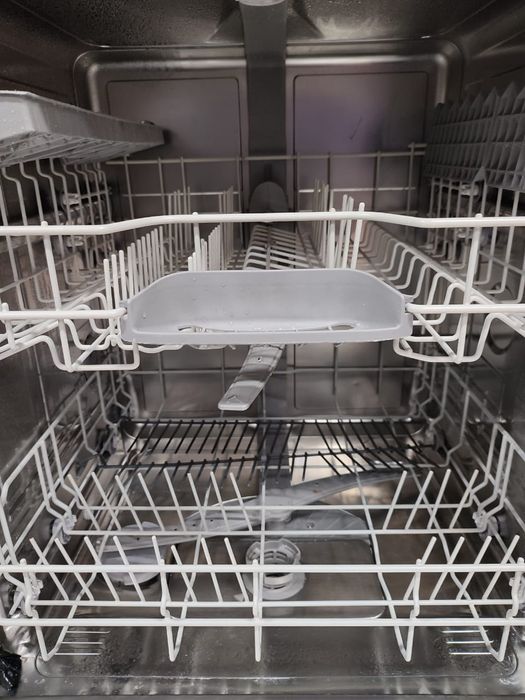 Посудомоечная машина BOSCH