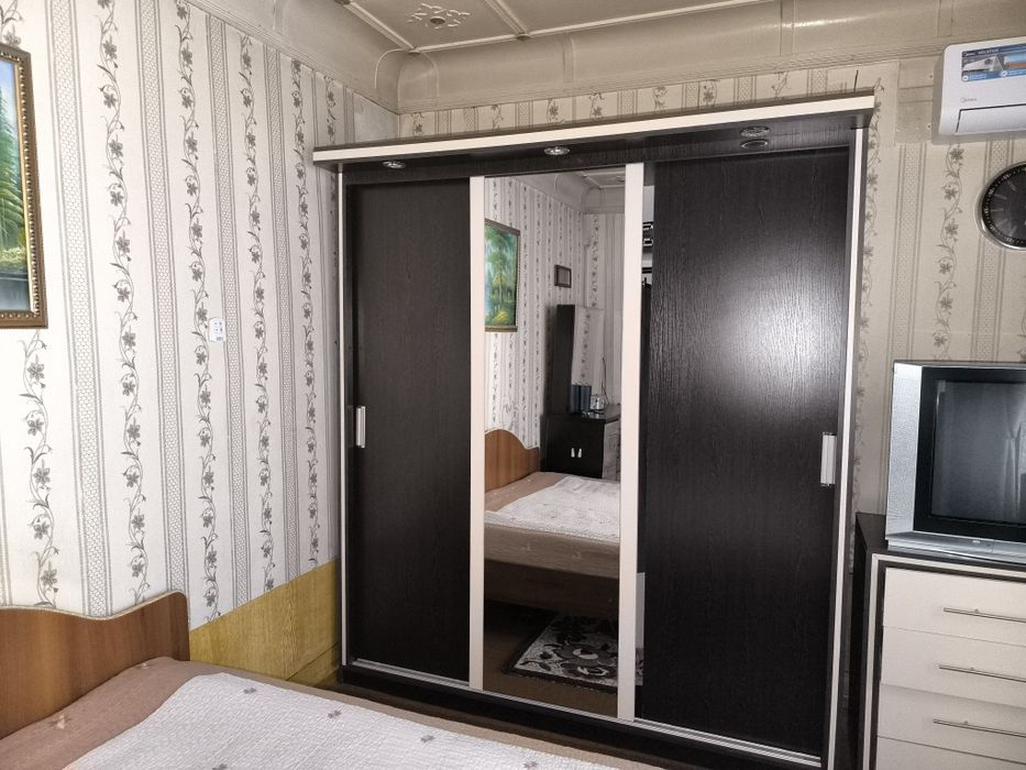 Продаю бу мебель...в хорошие состоянии 10 та предмет-для зала, спальни