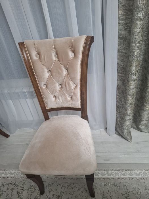 Стулья для гостиной