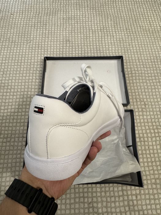 Кроссовки Tommy Hilfiger 44 размера
