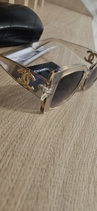 Ochelari de soare Chanel