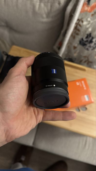 Sony FE 55mm f/1.8 Sonnar T* ZA твърд обектив за sony E mount