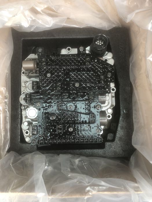 Vând Mecatronic cutie  DSG   DQ 381 – Pentru recondiționare