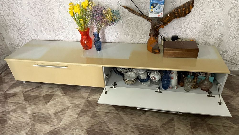 Тумба под телевизор