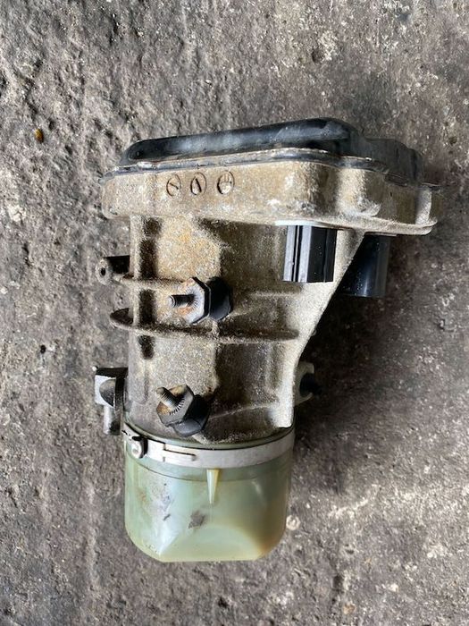 Pompa Servodirectie Volvo XC60 XC70 S60 S70 S80 V70 2014+ 31340205