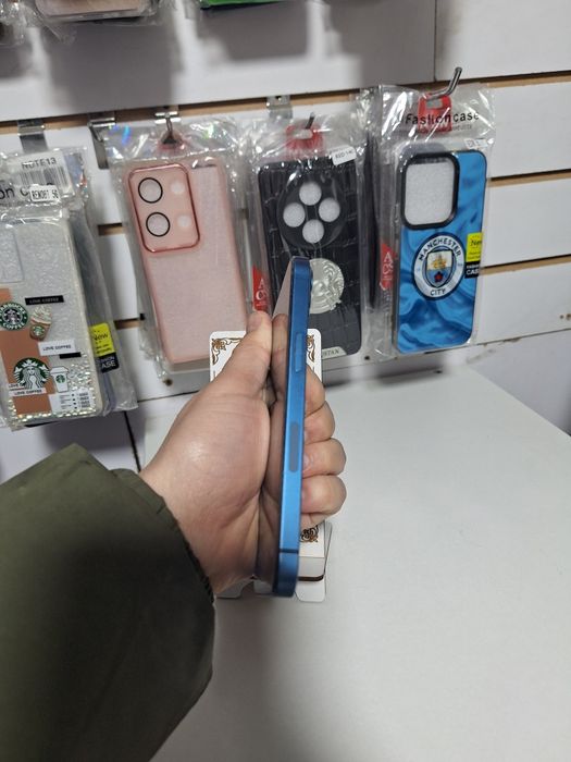 Айфон 13 128гв 5.5