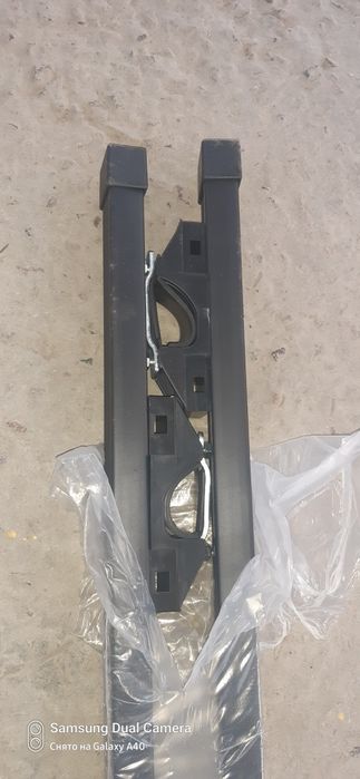 Bagajnik reylingi bor moshinaga